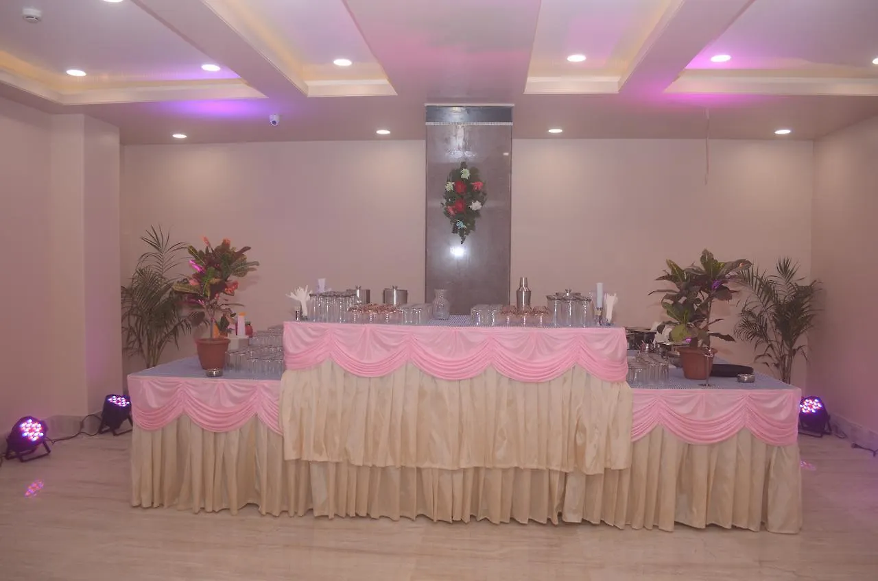 Hotel Madhuvan Palace Varanasi India
