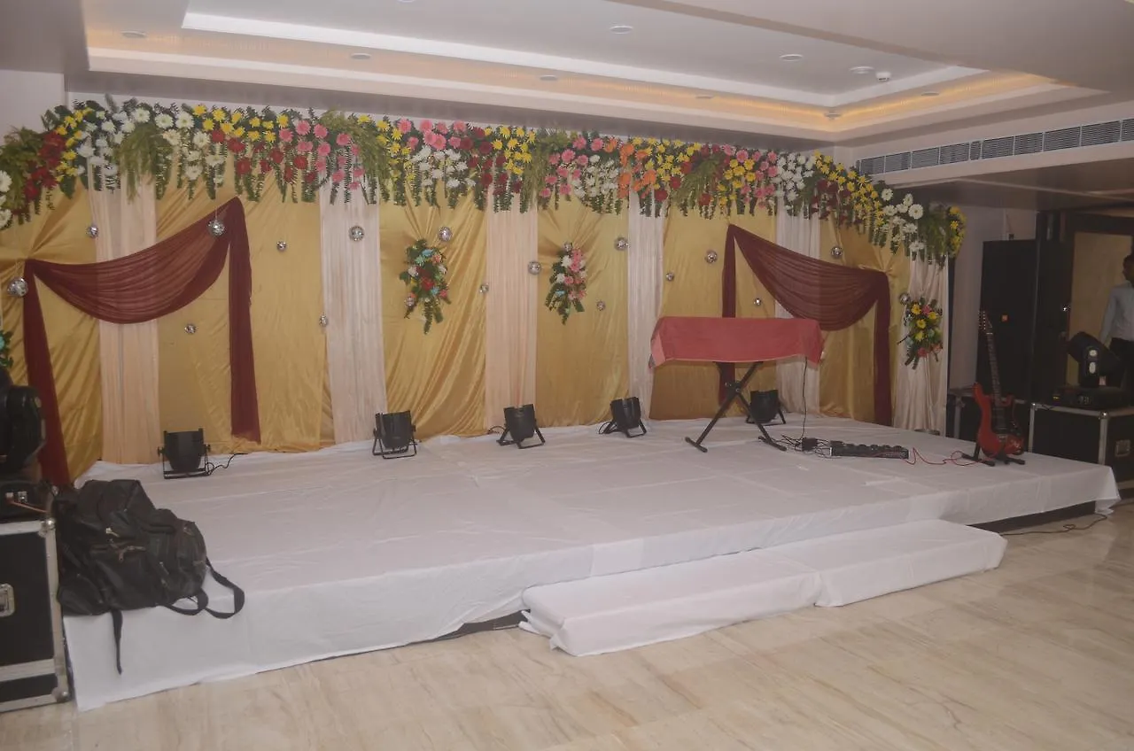 Hotel Madhuvan Palace Varanasi